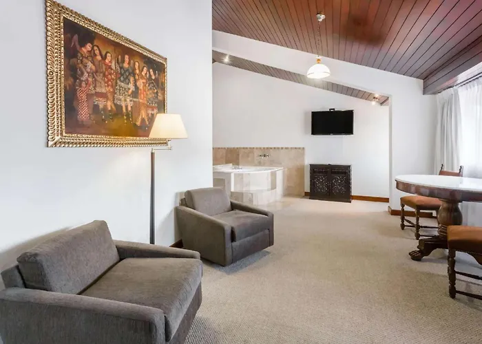 Wyndham Costa Del Sol 4* Cusco